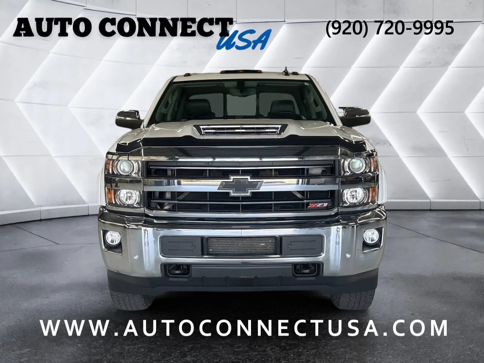 Used 2019 Chevrolet Silverado 2500 LTZ w/ Duramax Plus Package AWD/4WD image 4