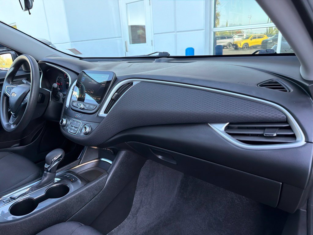 Used 2024 Chevrolet Malibu LT FWD image 27