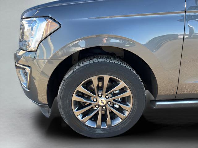 Used 2019 Ford Expedition Max Limited w/ Equipment Group 301A AWD/4WD image 17