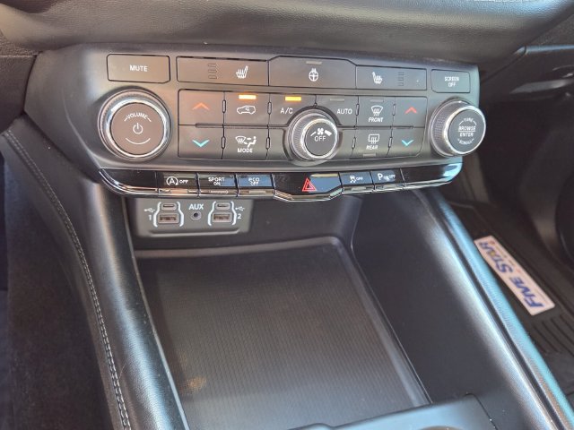 Used 2021 Dodge Durango SXT RWD image 25