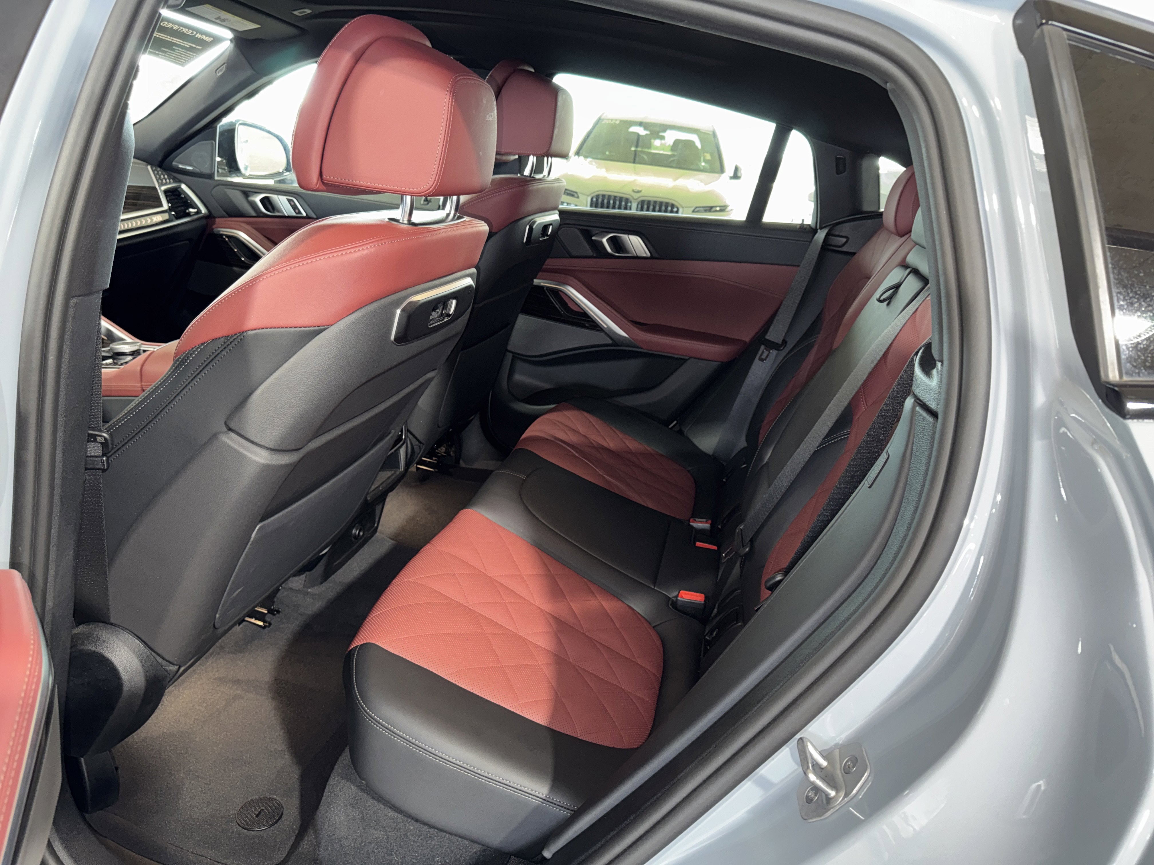 Certified 2025 BMW X6 xDrive40i image 15