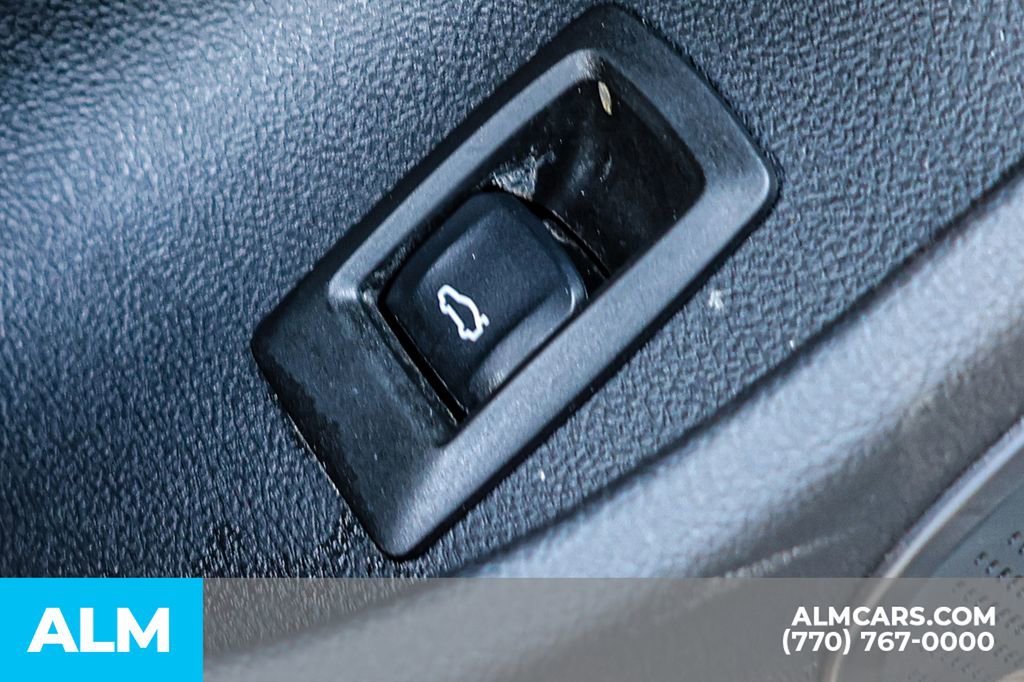 Used 2025 BMW i4 xDrive40i w/ Parking Assistance Package image 56