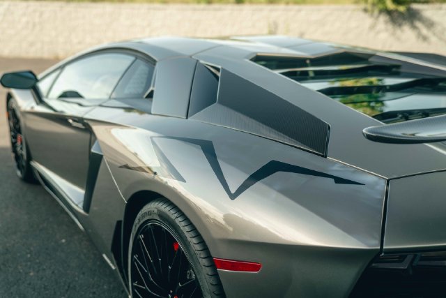 Used 2016 Lamborghini Aventador LP 750-4 AWD/4WD image 33