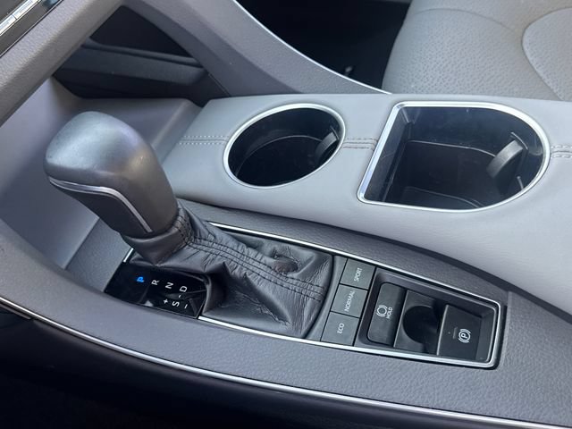 Used 2020 Toyota Avalon Limited w/ Advanced Safety Package FWD image 21