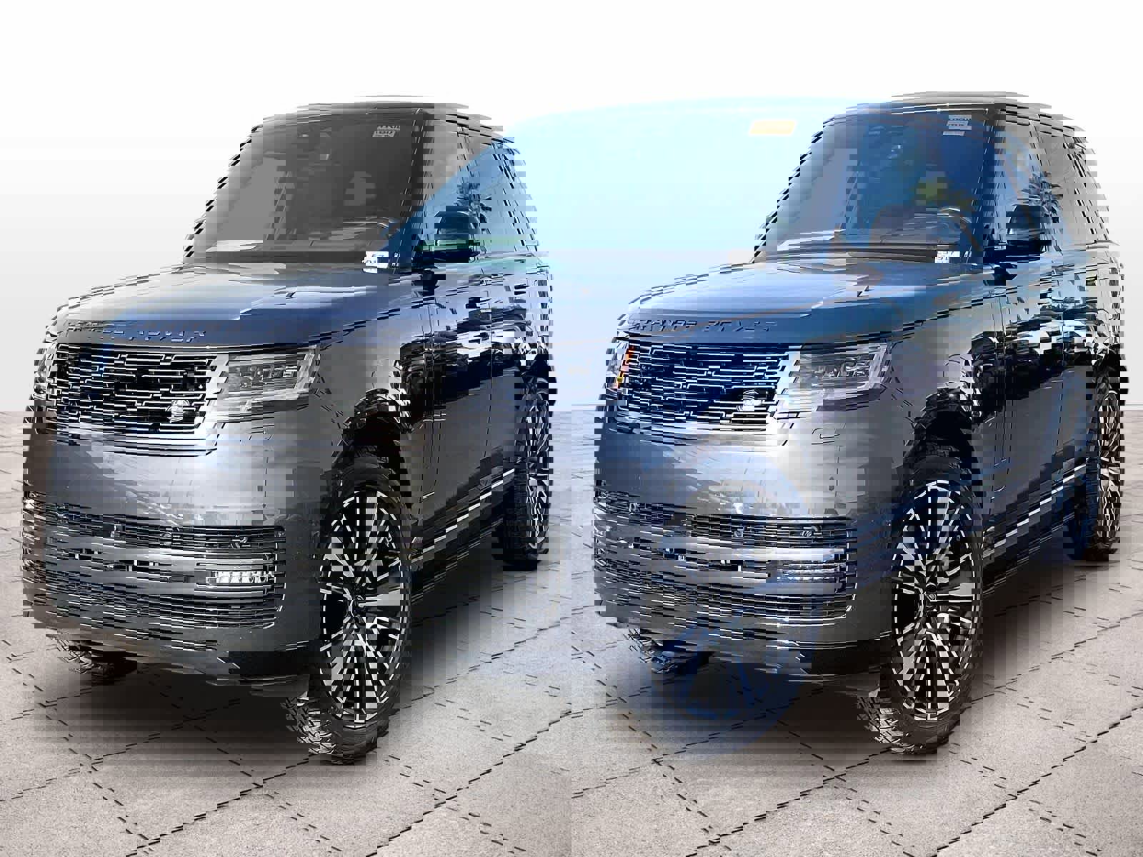 New 2025 Land Rover Range Rover SE