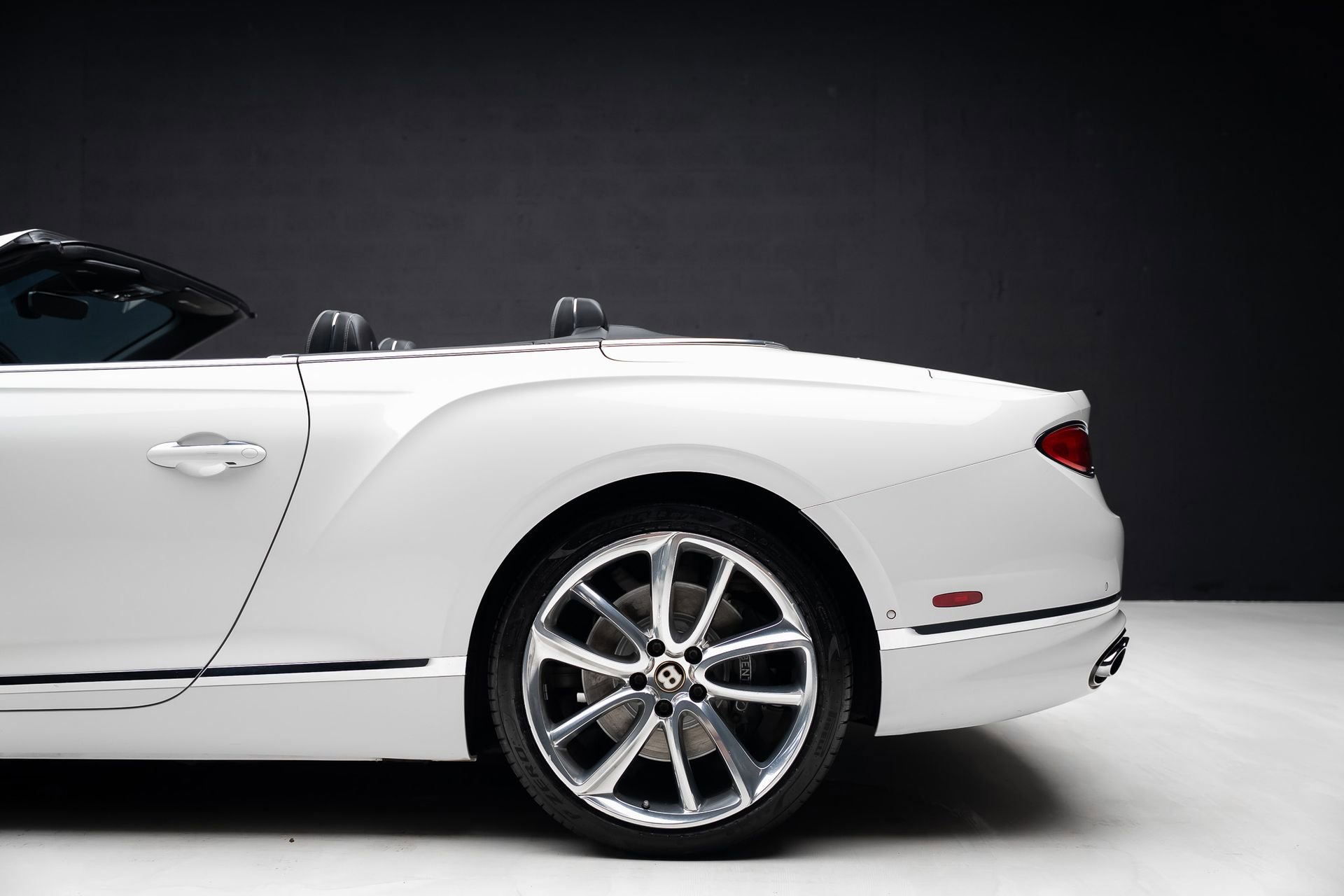 Used 2020 Bentley Continental GT image 22