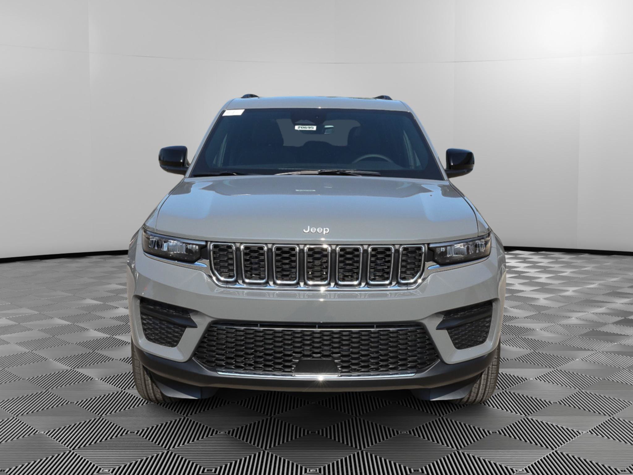 New 2027 Jeep Grand Cherokee Laredo X AWD/4WD image 10