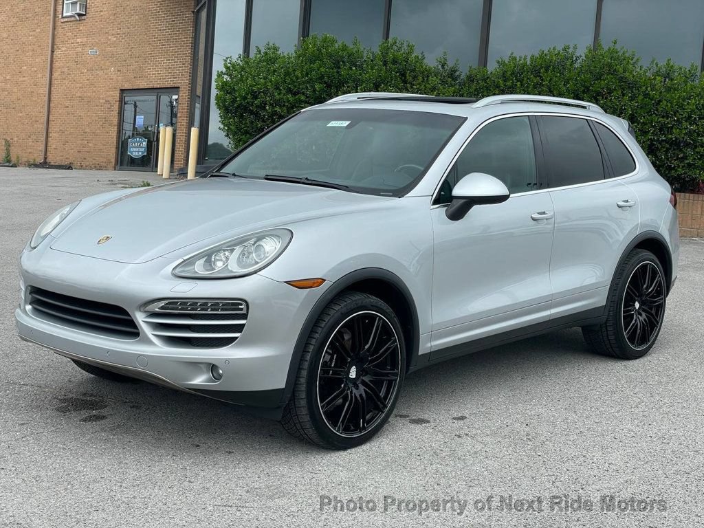 Used 2011 Porsche Cayenne AWD/4WD image 3