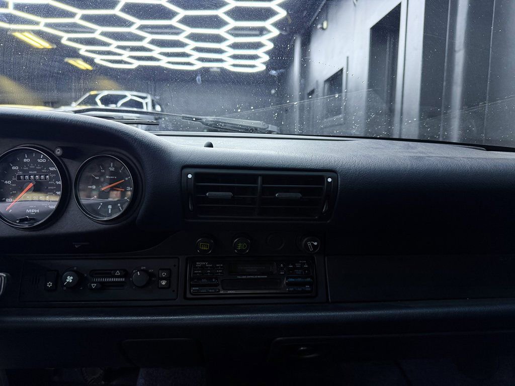Used 1992 Porsche 911 Carrera image 21