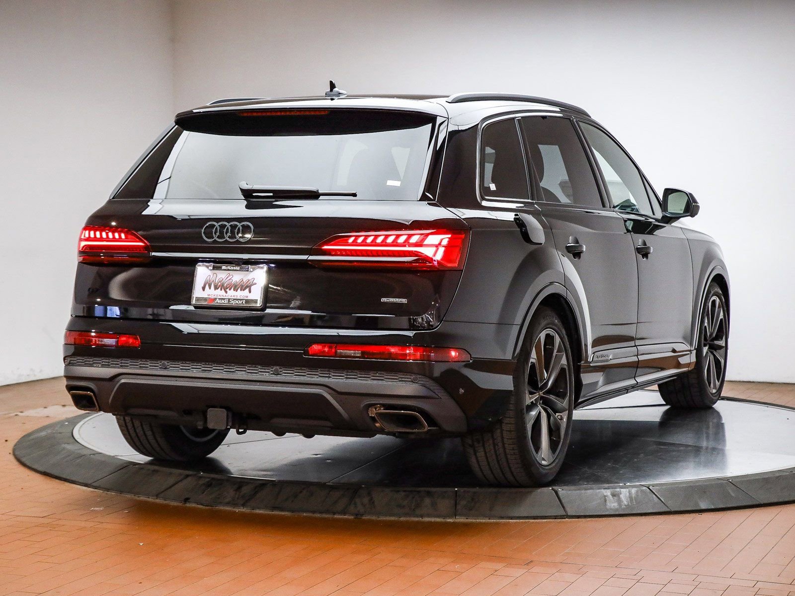 New 2026 Audi Q7 3.0T Premium Plus AWD/4WD image 8