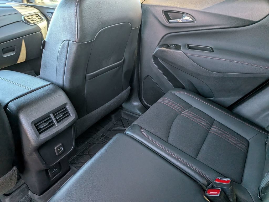 Used 2023 Chevrolet Equinox RS AWD/4WD image 35