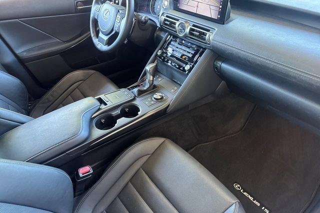 Used 2022 Lexus IS 350 F Sport w/ Navigation Package RWD image 15