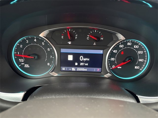 Used 2024 Chevrolet Traverse RS image 12