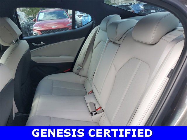 Certified 2025 Genesis G70 2.5T image 25