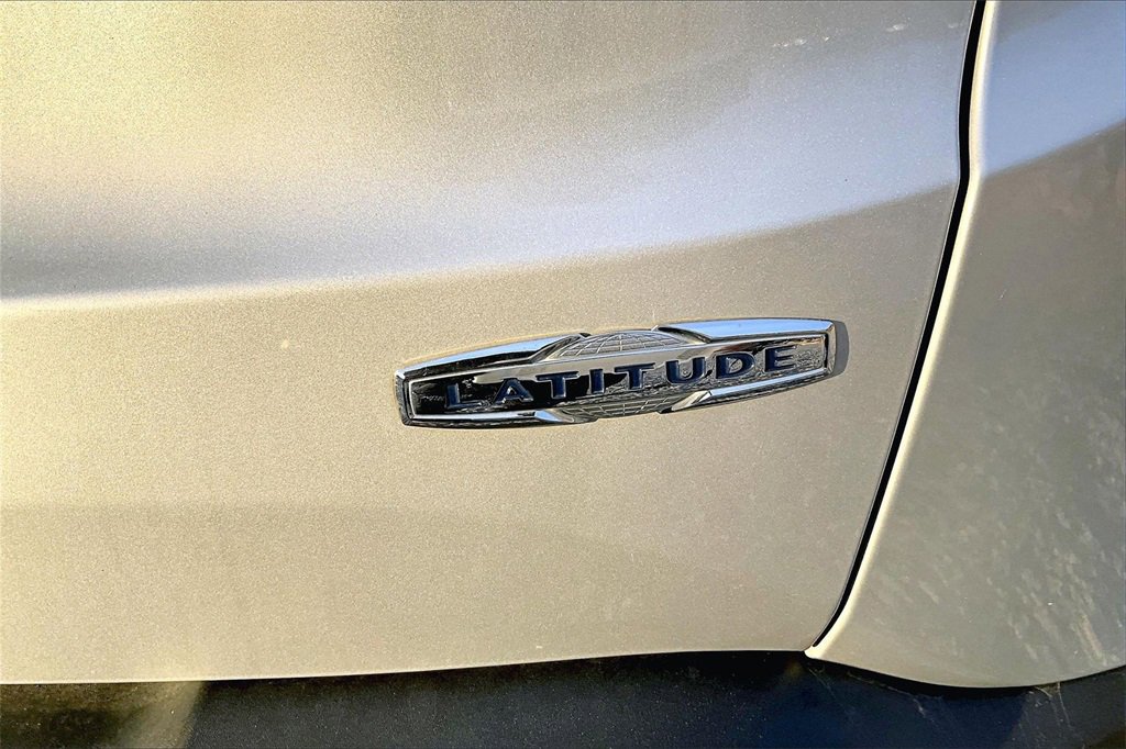 Used 2020 Jeep Renegade Latitude image 8