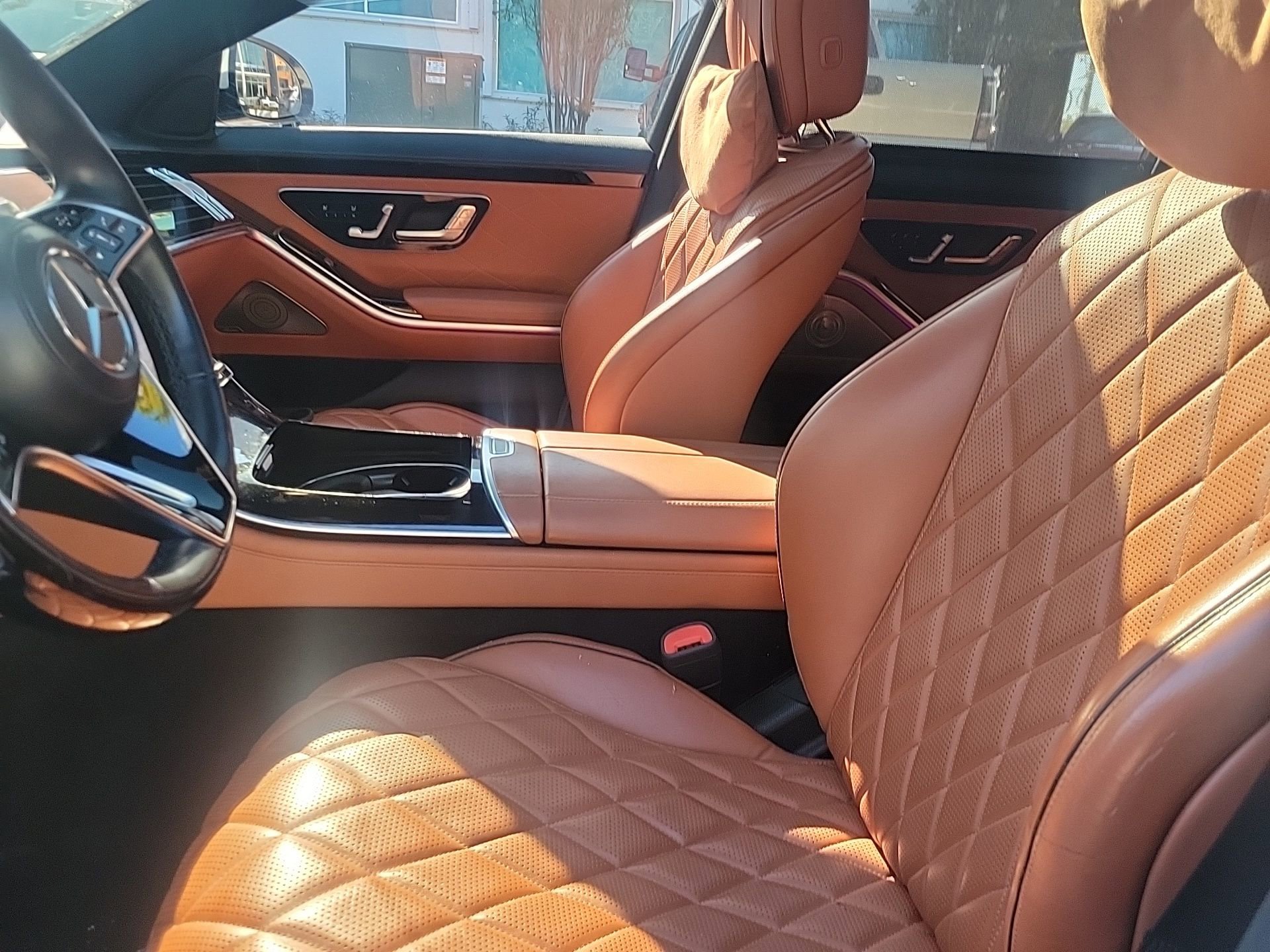 Used 2022 Mercedes-Benz S 500 4MATIC w/ Warmth & Comfort Package image 28