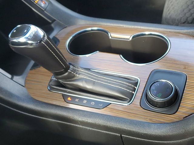 Used 2018 GMC Acadia SLE image 20