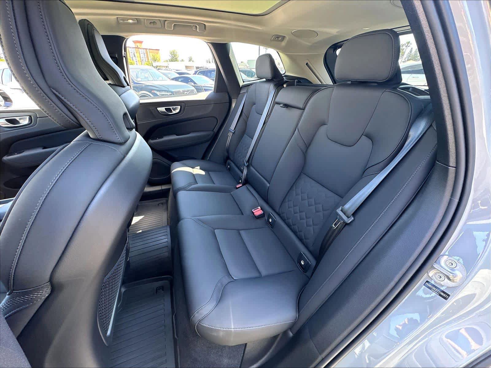 Used 2026 Volvo XC60 B5 Plus w/ Climate Package AWD/4WD image 29