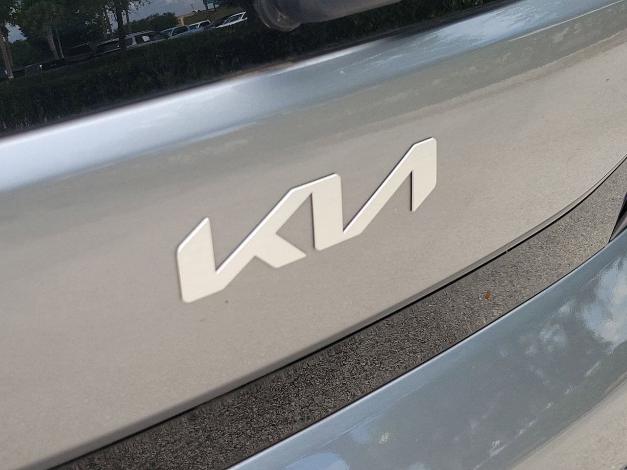 Used 2025 Kia Soul LX w/ LX Technology Package FWD image 6