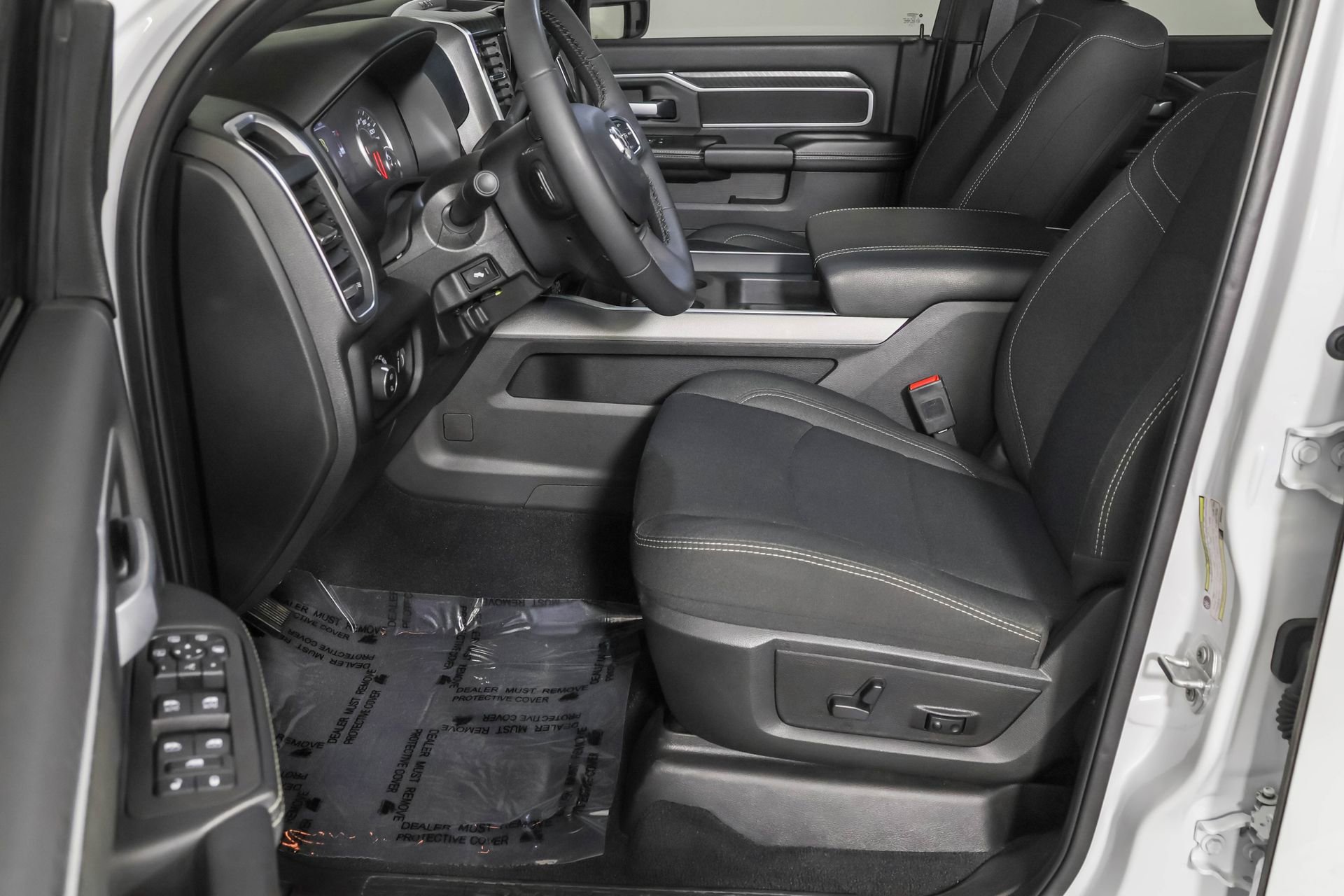 Used 2025 RAM 2500 Big Horn AWD/4WD image 21