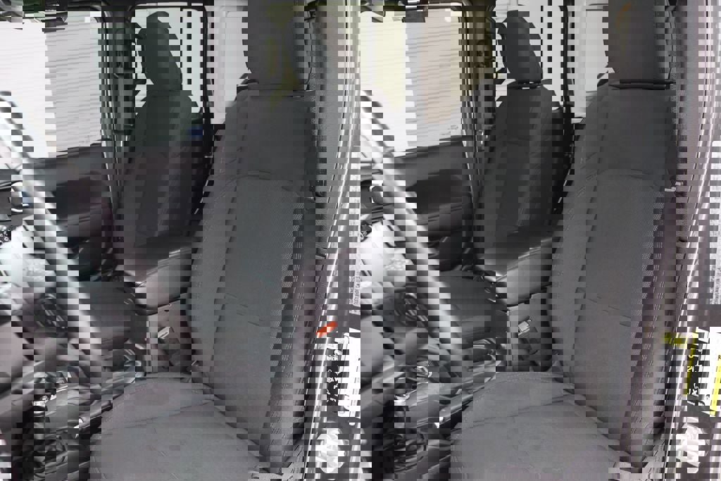 Used 2023 Jeep Wrangler Unlimited w/ Cold Weather Group image 15