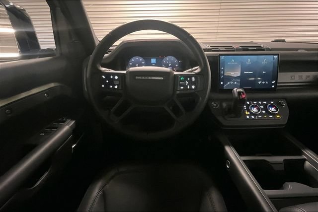 Certified 2025 Land Rover Defender 130 X-Dynamic SE AWD/4WD image 4