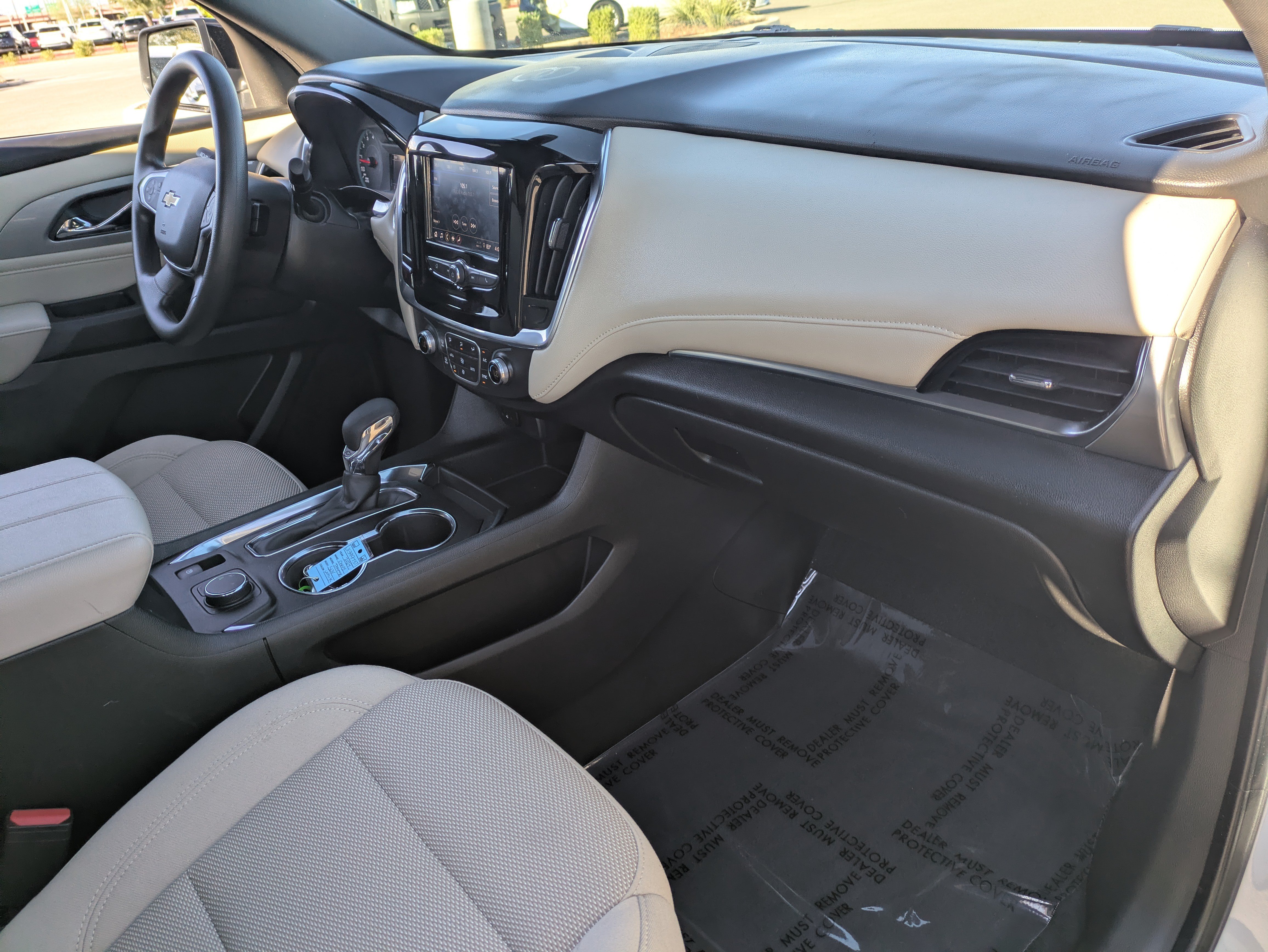 Used 2024 Chevrolet Traverse LS FWD image 13