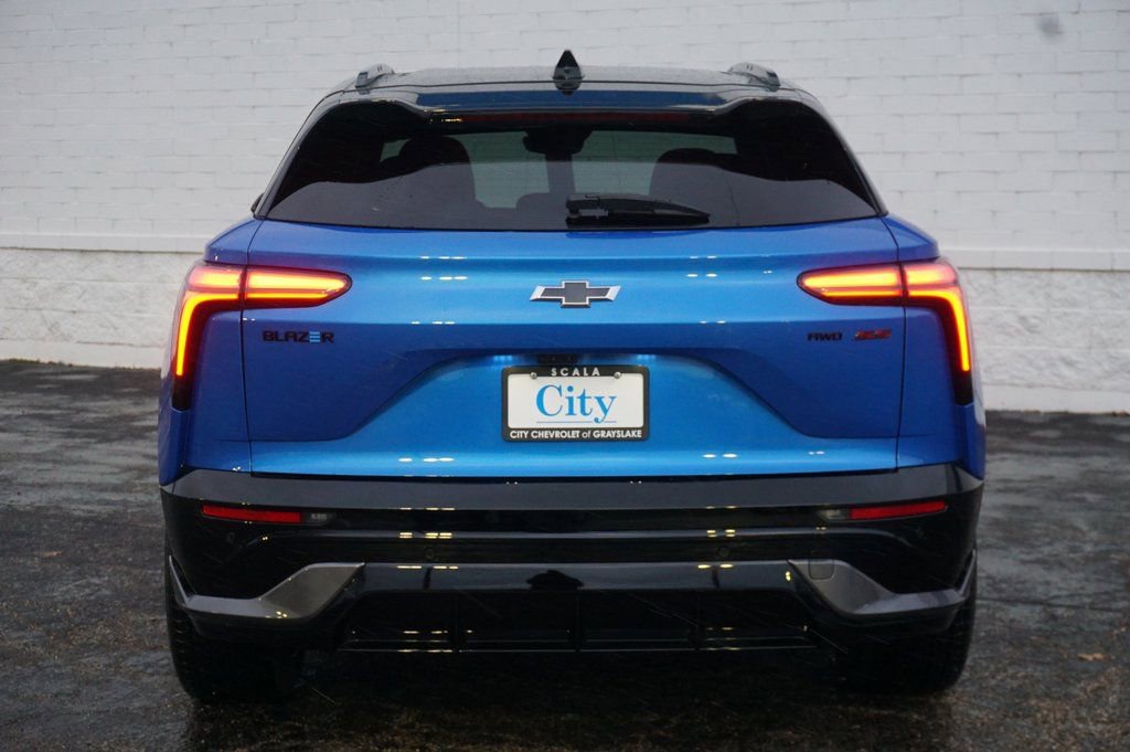 New 2026 Chevrolet Blazer EV SS image 6