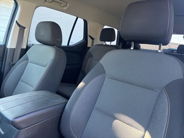 Used 2021 Chevrolet Traverse LT w/ LPO, 'HIT The Road' Package image 5