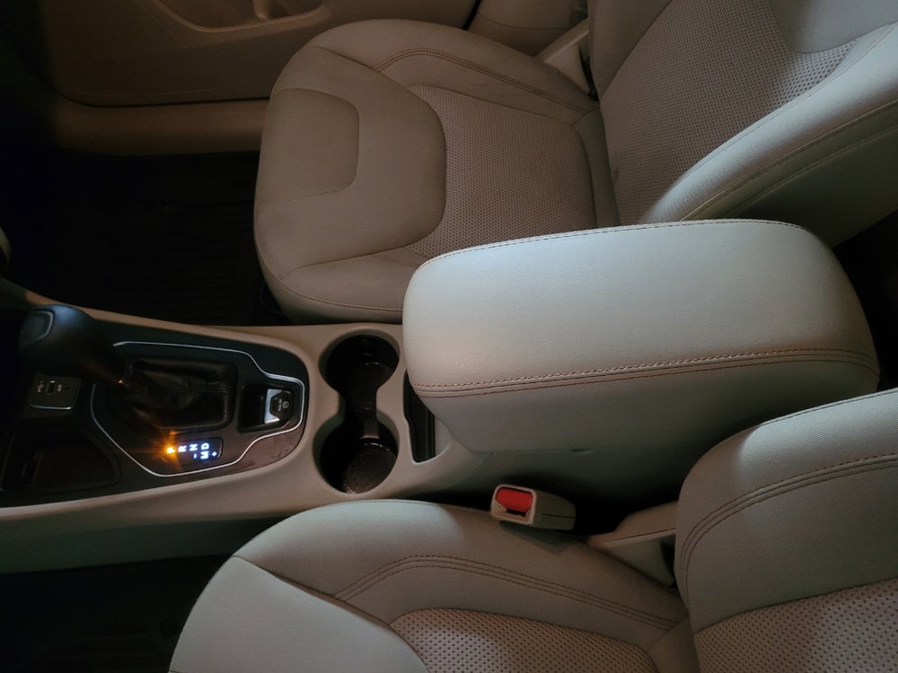 Used 2019 Jeep Cherokee Latitude w/ Popular Appearance Group FWD image 26