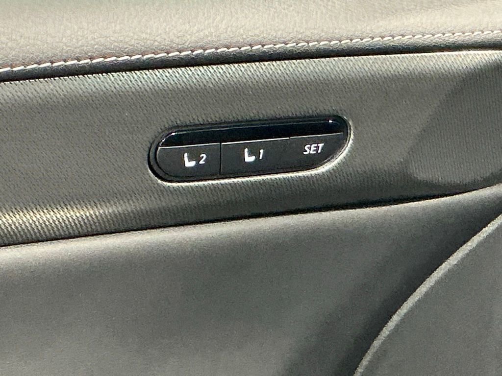 Used 2025 INFINITI QX60 Luxe w/ Vision Package image 46