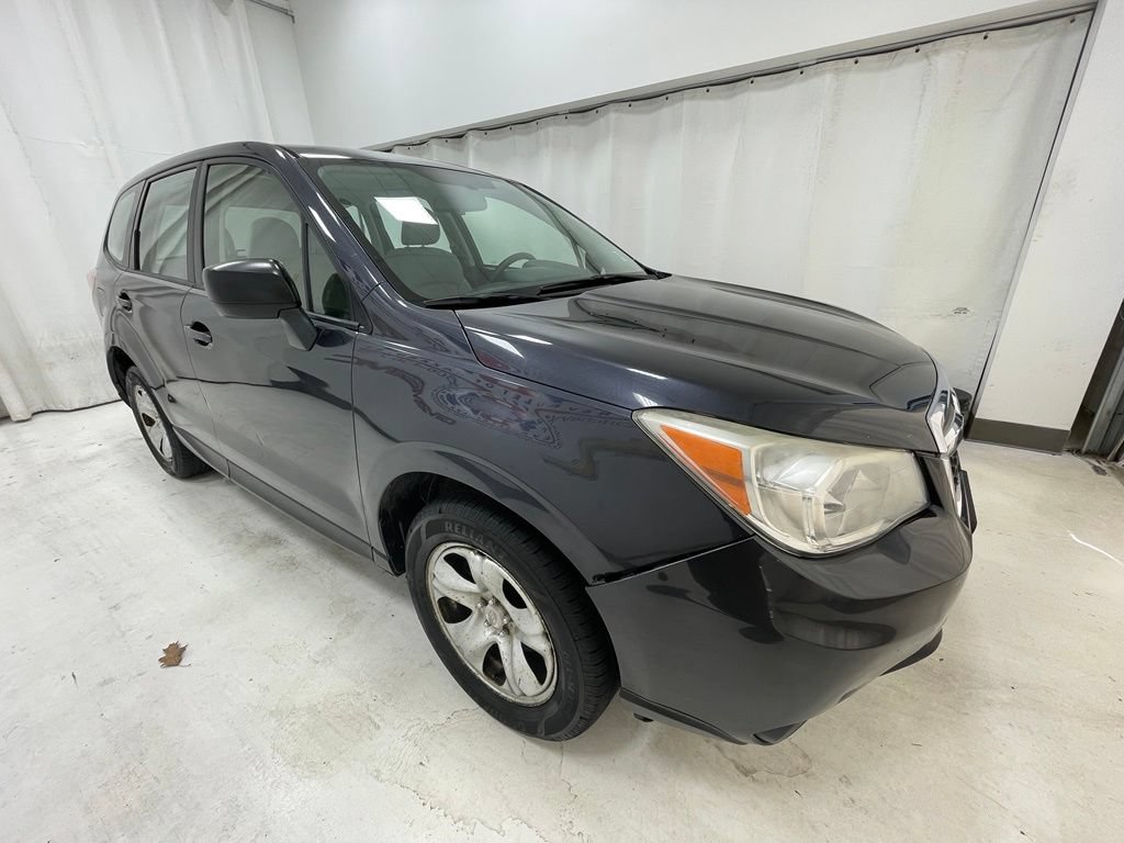 Used 2014 Subaru Forester 2.5i AWD/4WD image 3