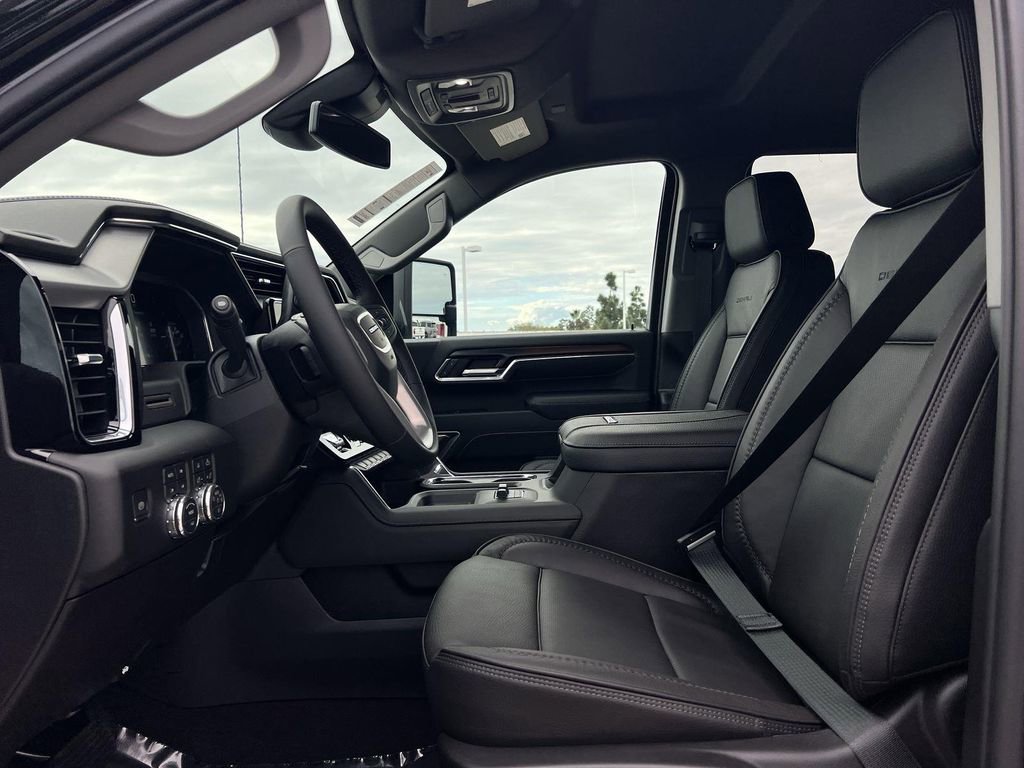 New 2026 GMC Sierra 3500 Denali AWD/4WD image 25