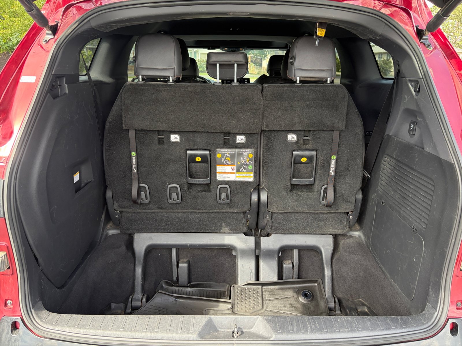 Used 2022 Toyota Sienna XSE w/ XSE Plus Package AWD/4WD image 26