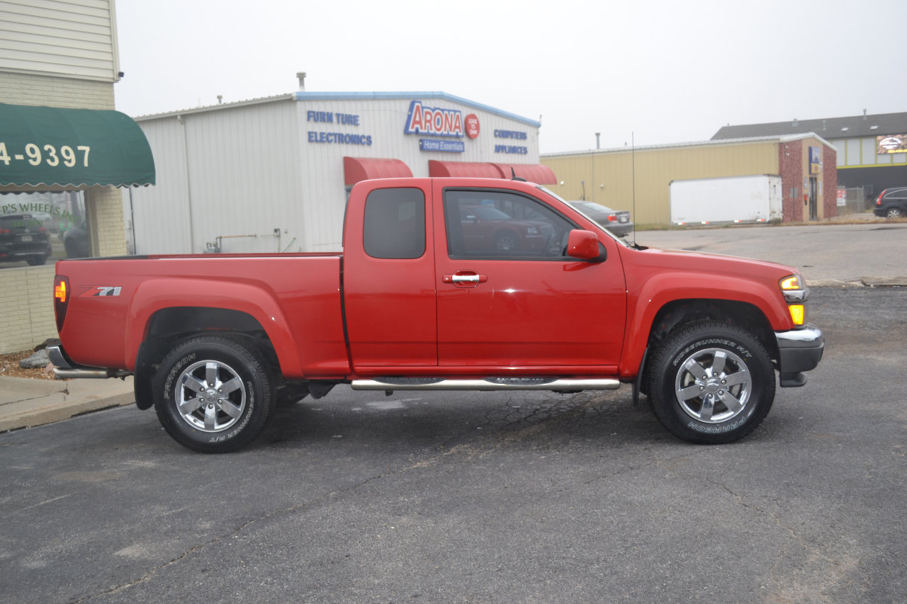 Used 2011 Chevrolet Colorado LT image 9