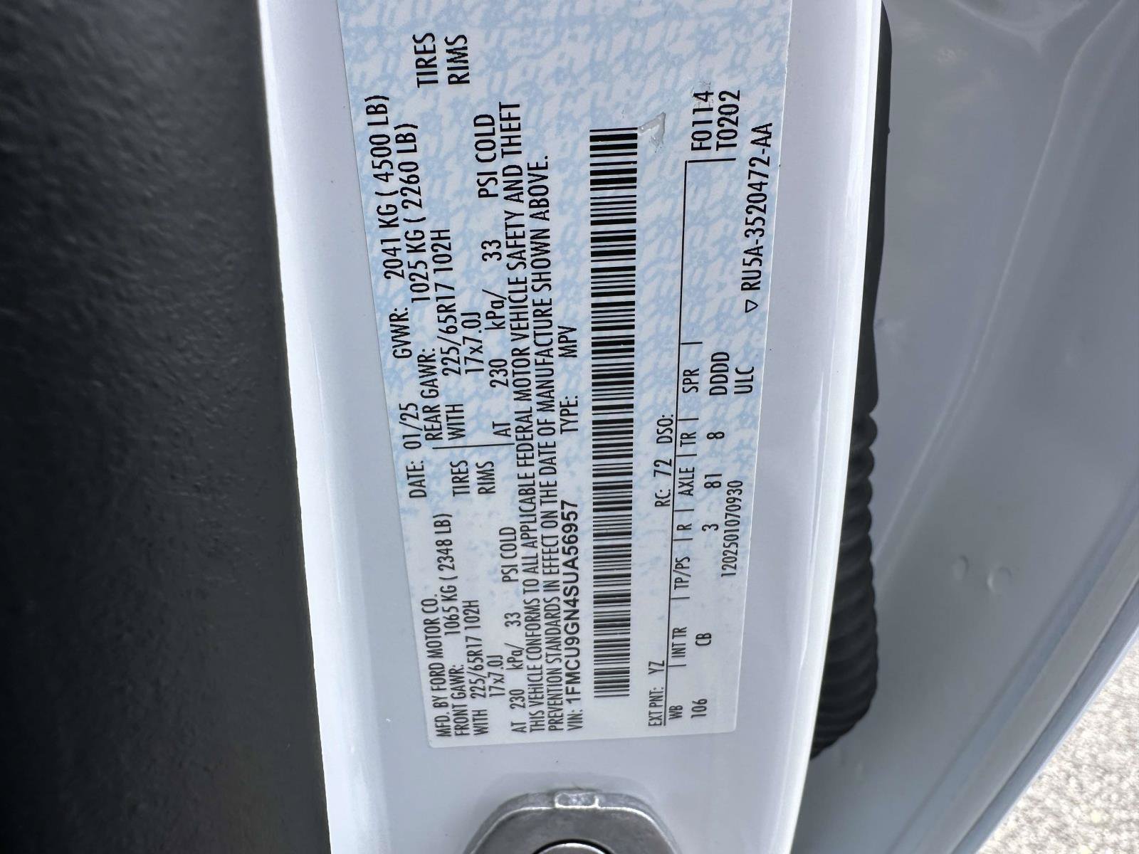 Used 2025 Ford Escape Active AWD/4WD image 35