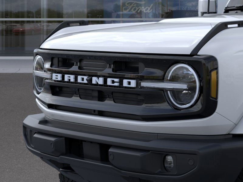 New 2025 Ford Bronco Outer Banks AWD/4WD image 19