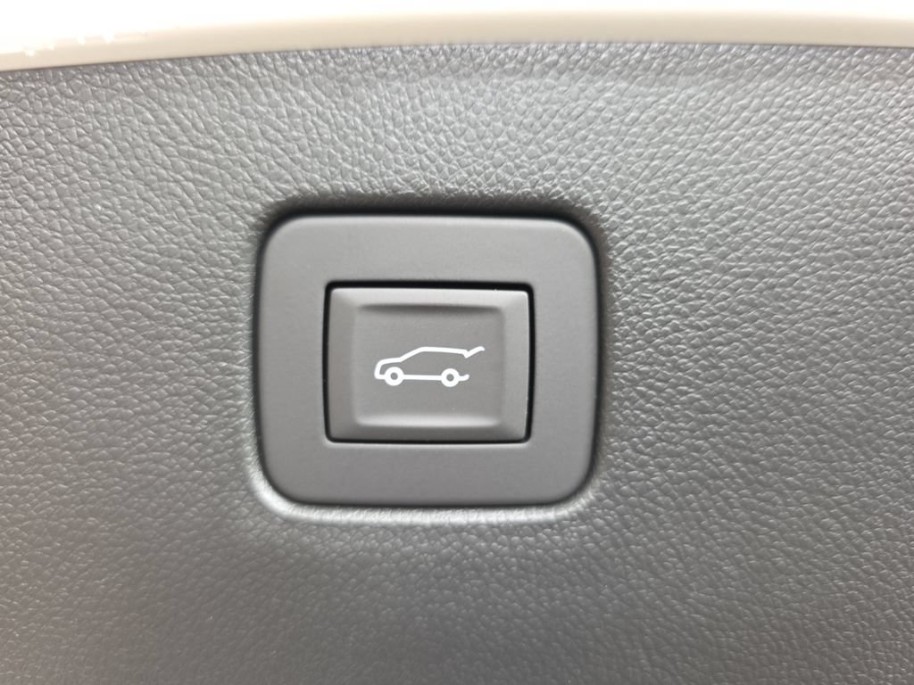 New 2026 Buick Envista Sport Touring w/ Convenience I Package FWD image 13
