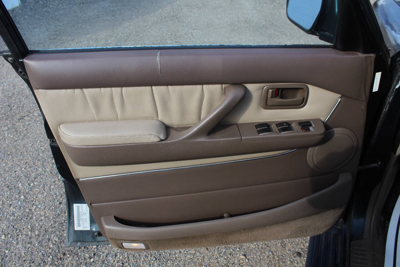 Used 1996 Toyota Land Cruiser AWD/4WD image 10