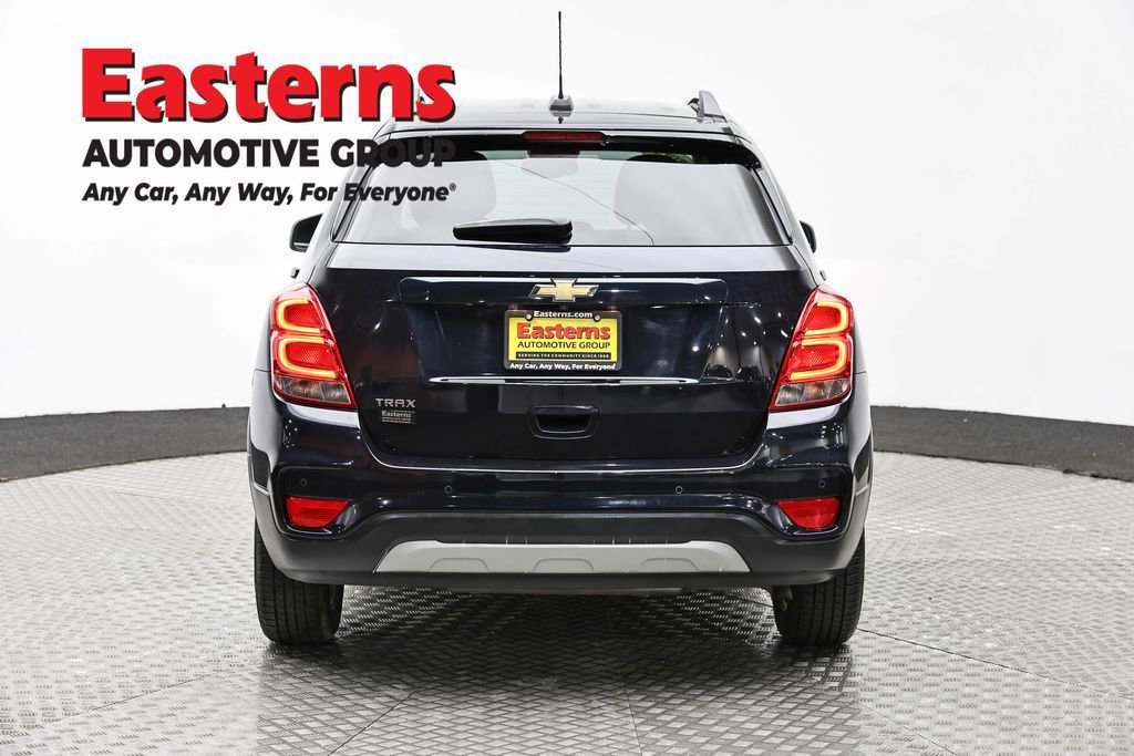 Used 2021 Chevrolet Trax LT w/ Driver Confidence Package image 6