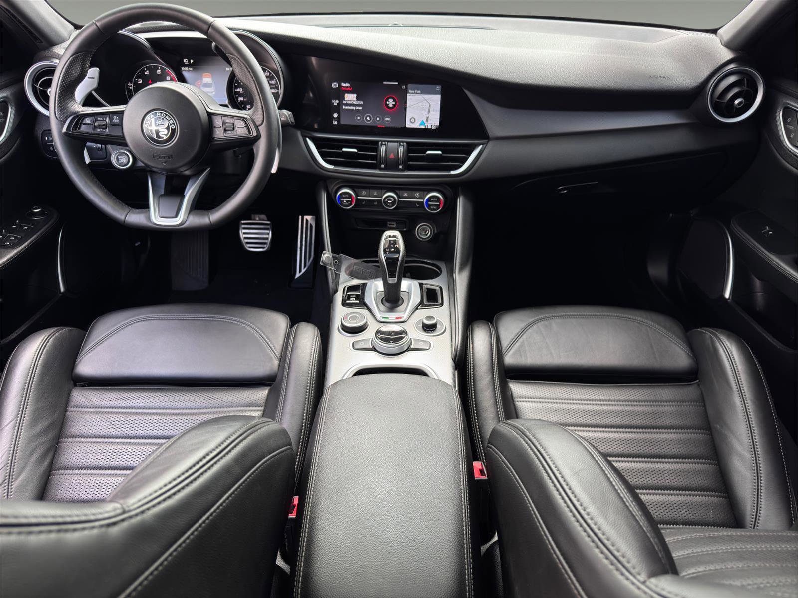 Used 2023 Alfa Romeo Giulia Veloce image 18