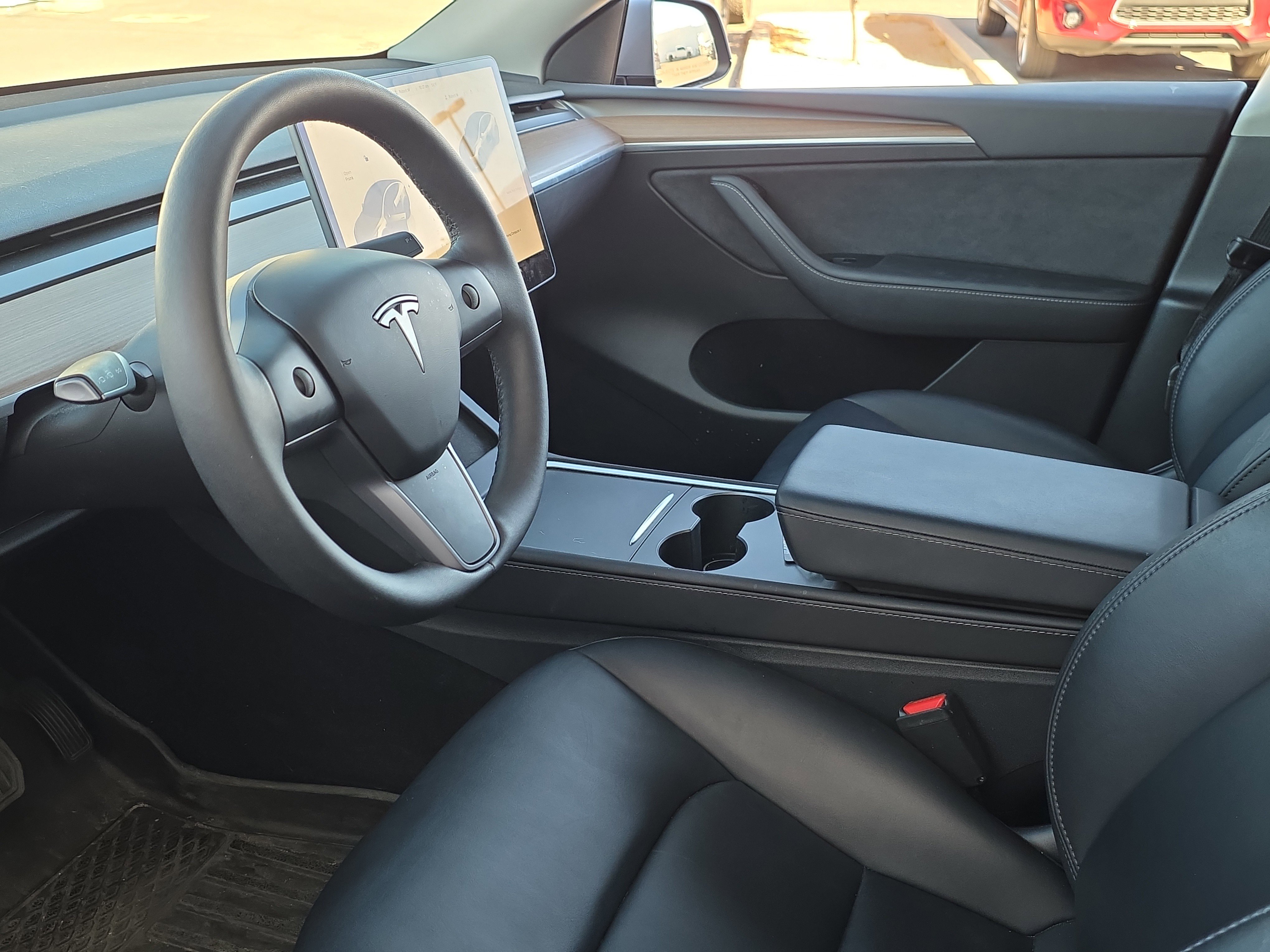 Used 2025 Tesla Model Y Long Range image 13