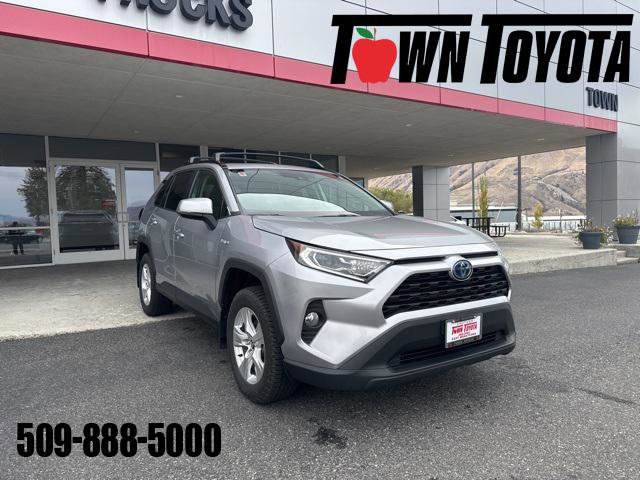 Certified 2021 Toyota RAV4 XLE image 1