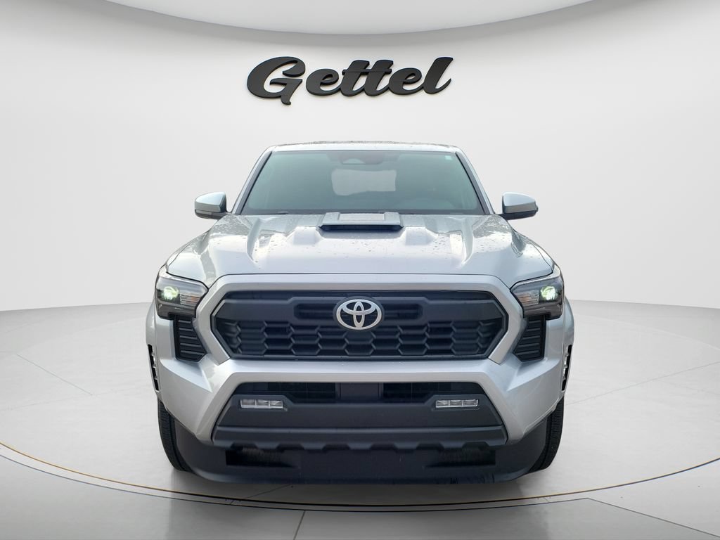 Certified 2025 Toyota Tacoma TRD Sport RWD image 8