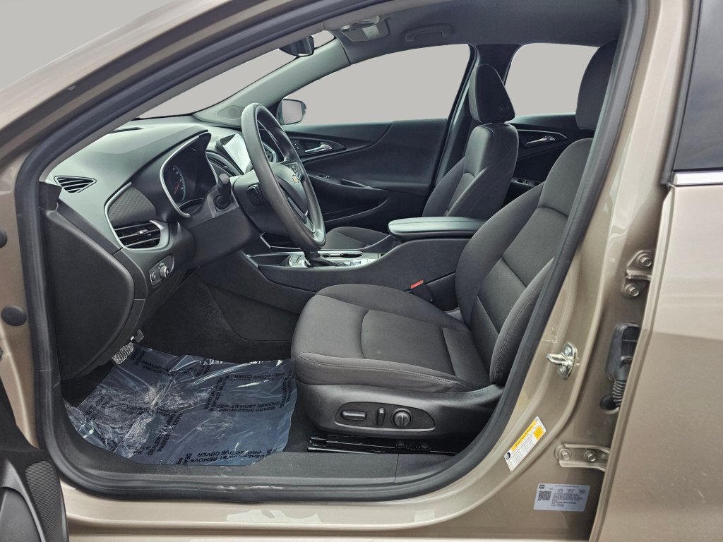 Used 2023 Chevrolet Malibu LT FWD image 43