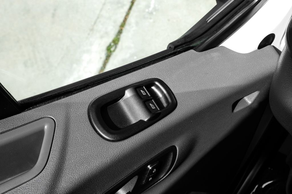 Used 2023 Ford Transit 350 XLT image 41