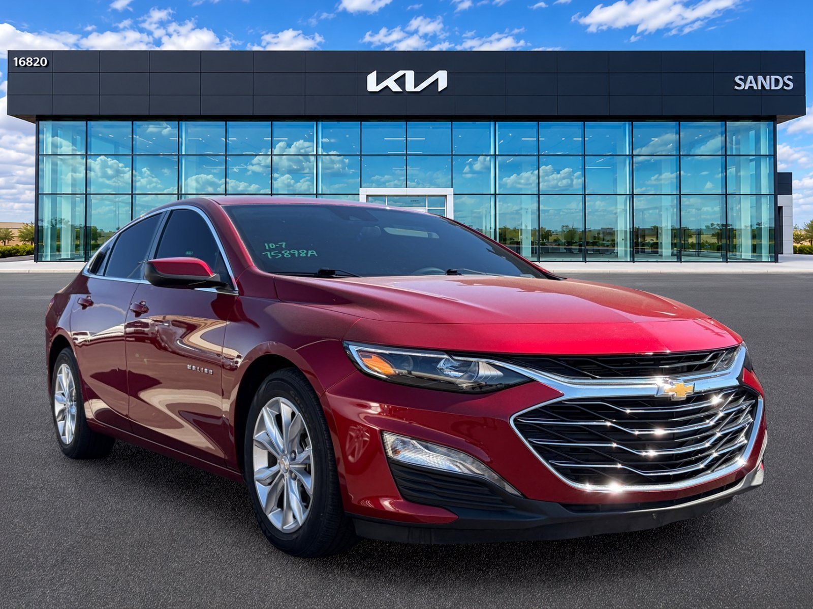 Used 2023 Chevrolet Malibu LT FWD image 2