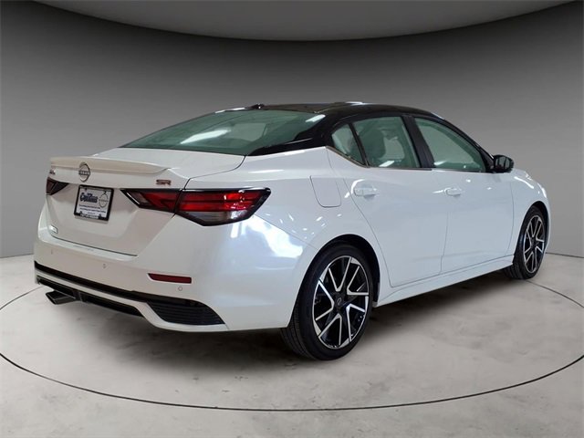Certified 2025 Nissan Sentra SR w/ SR Premium Package image 9