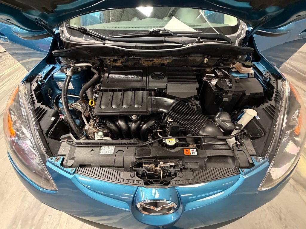 Used 2011 MAZDA MAZDA2 Touring FWD image 53