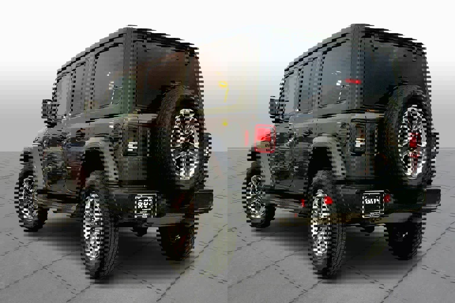 Used 2022 Jeep Wrangler Unlimited Sahara image 13